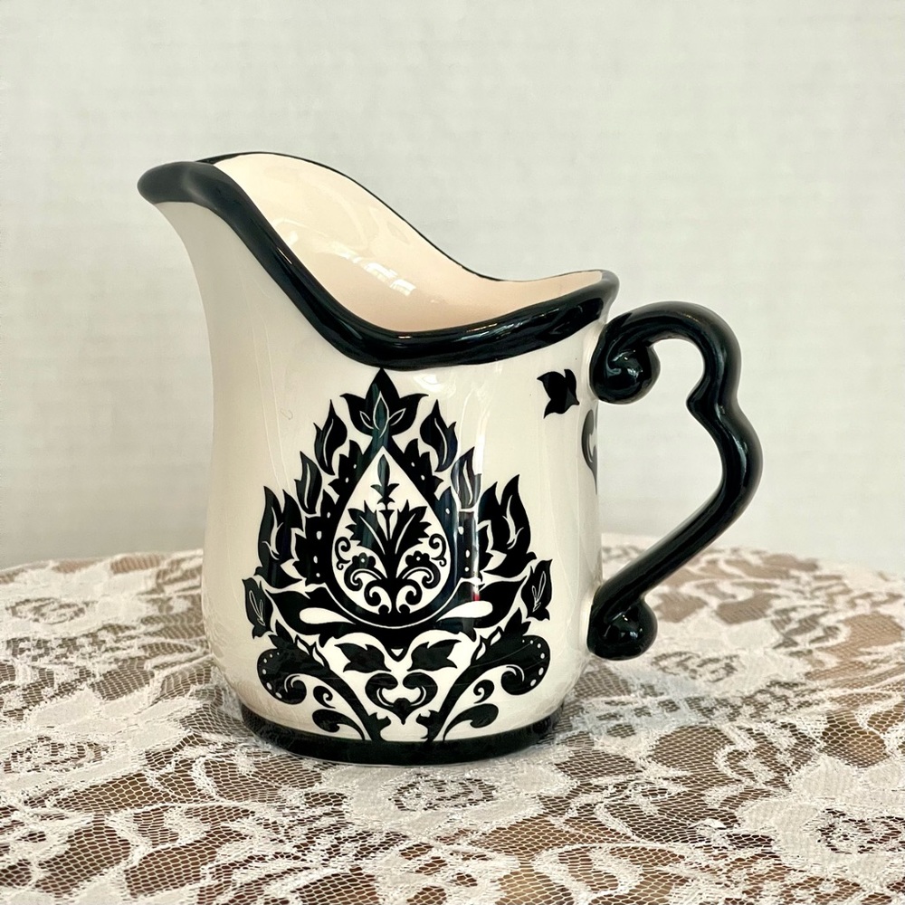 Black Ceramic Creamer White And Black,
 222 Fifth Muse